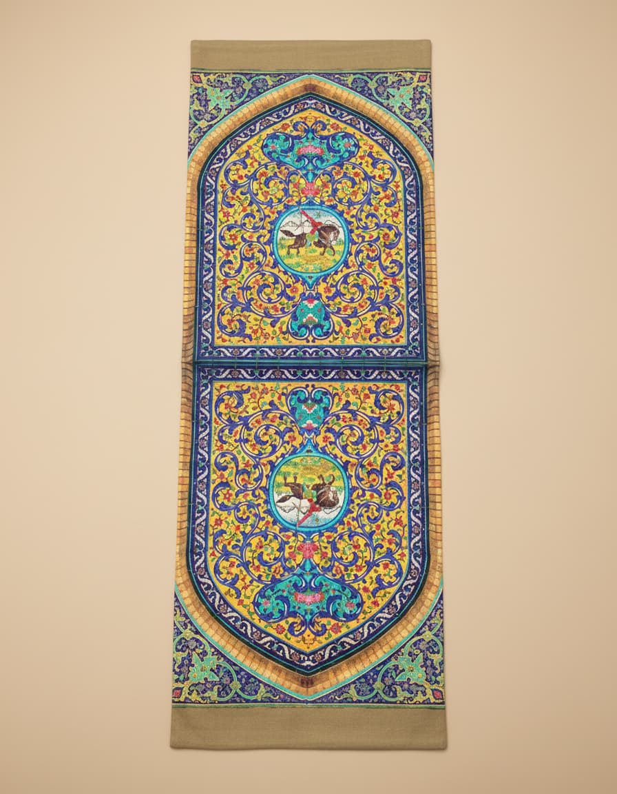 Floral runner detail of medallions