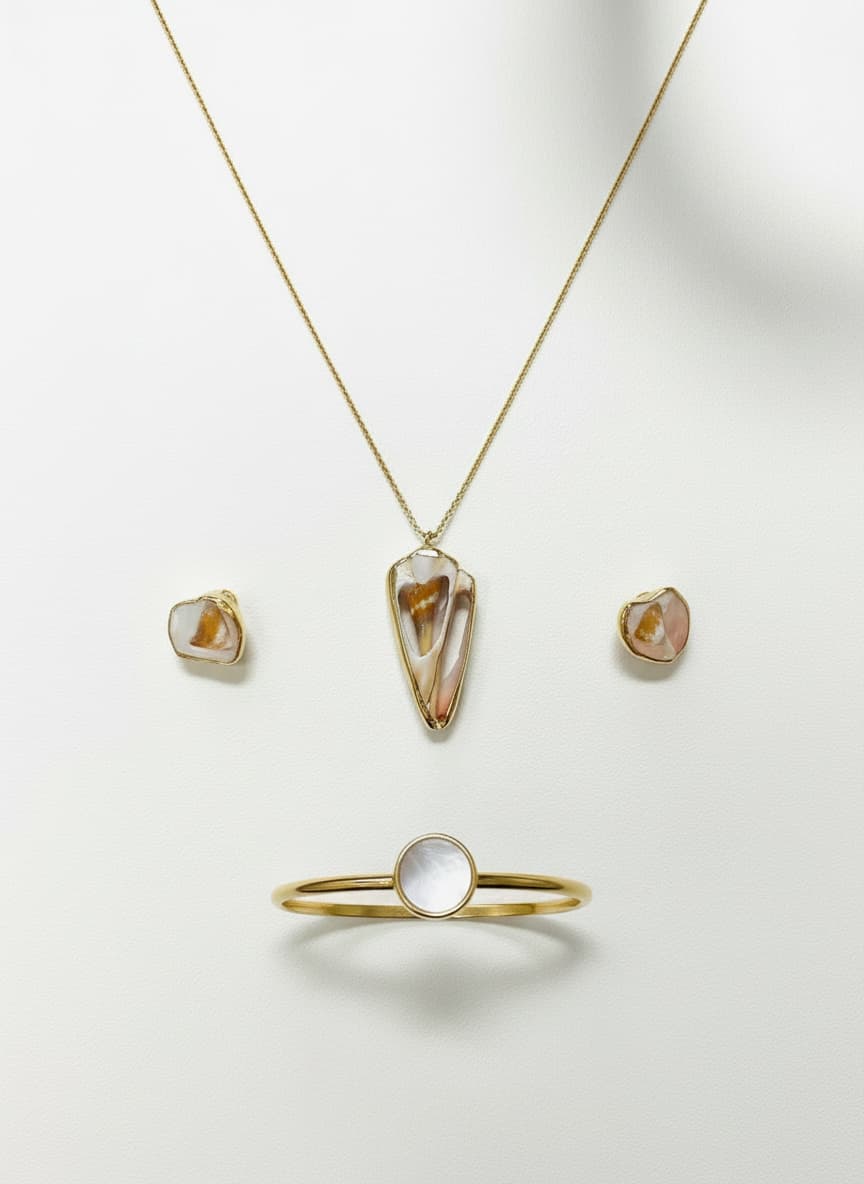 Shell & Gold Arrowhead Pendant Necklace