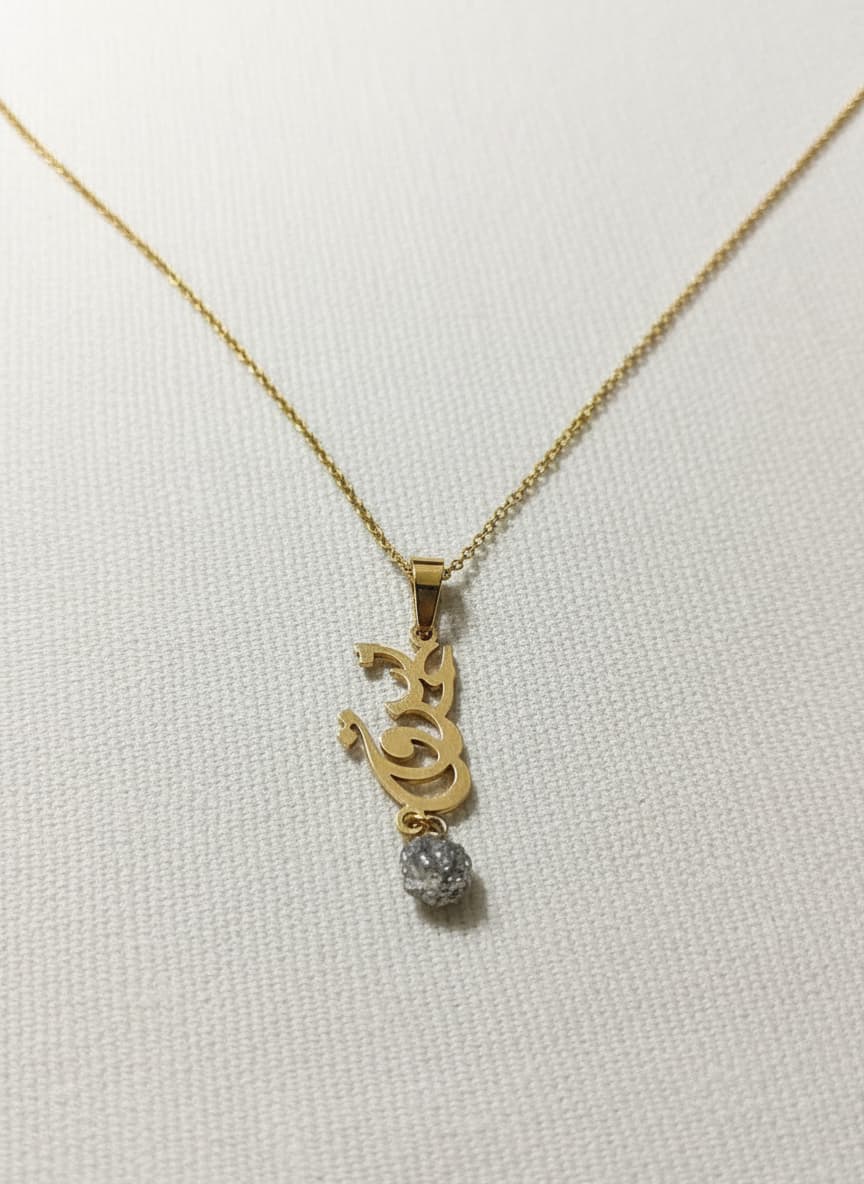 Gold eshgh calligraphy necklace with clear stone